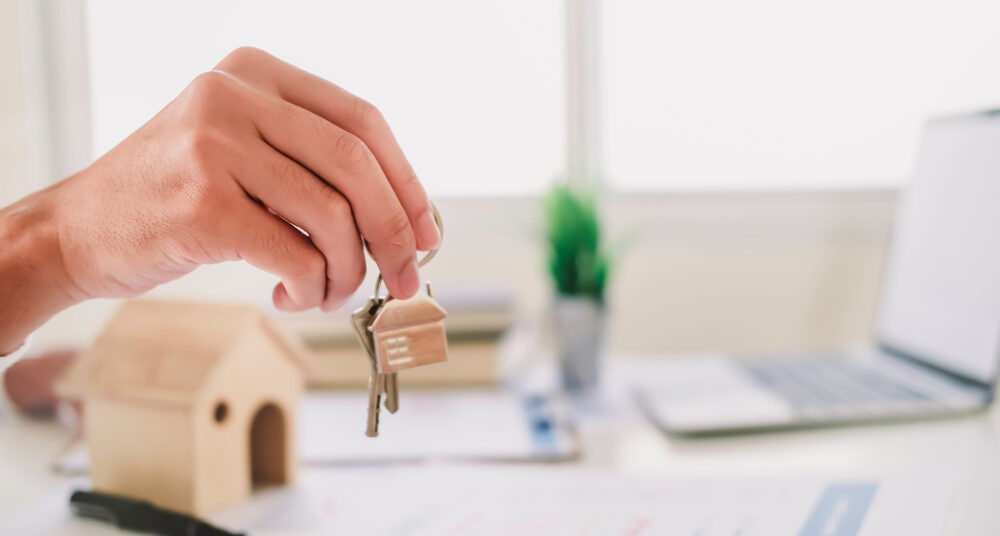 LA real estate, land value, housing market, property prices, teardown homes, real estate investment, real estate development, Los Angeles neighborhoods, gentrification, permit consulting, JDJ Consulting Group