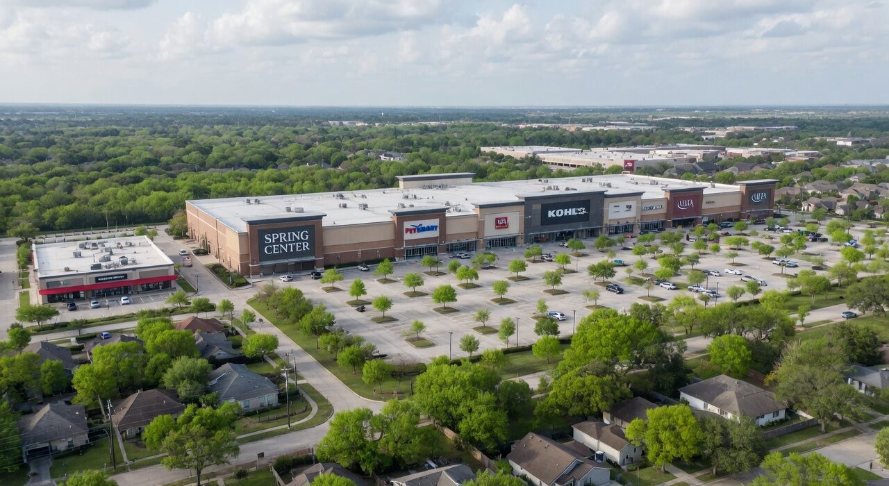 Spring Center Reflects the Steady Strength of Suburban Retail