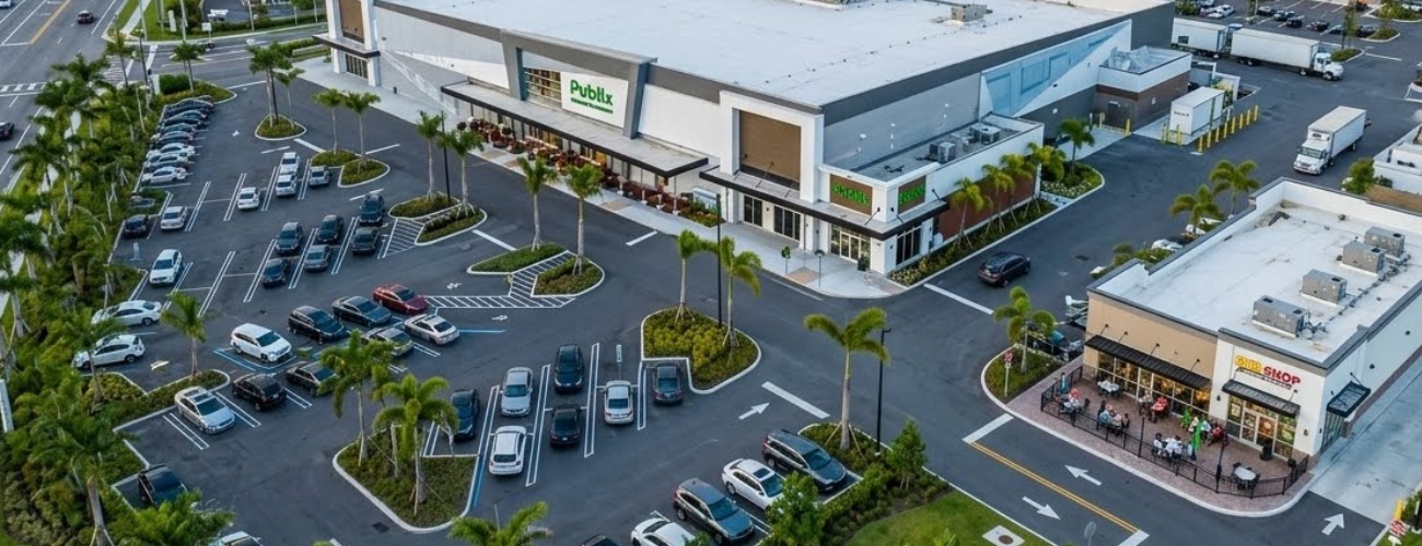 grok-image-ab52af73-db30-483b-82be-a63ed86fc5e0 Grocery-Anchored Retail in Tampa Bay